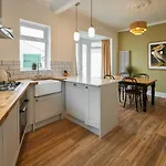 Host & - Sunbeam House Vakantiehuis *