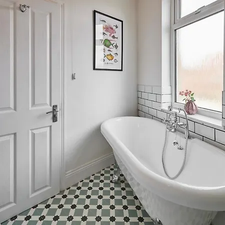 בית נופש Host & - Sunbeam House