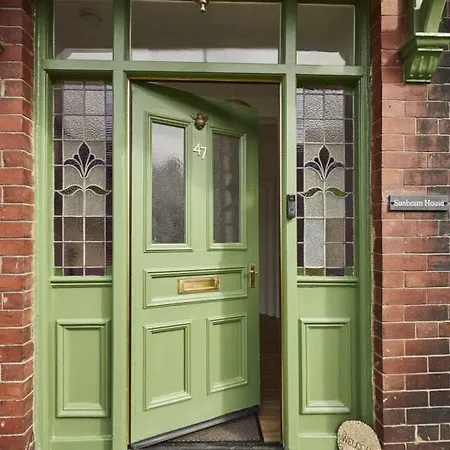 Holiday home Host & - Sunbeam House